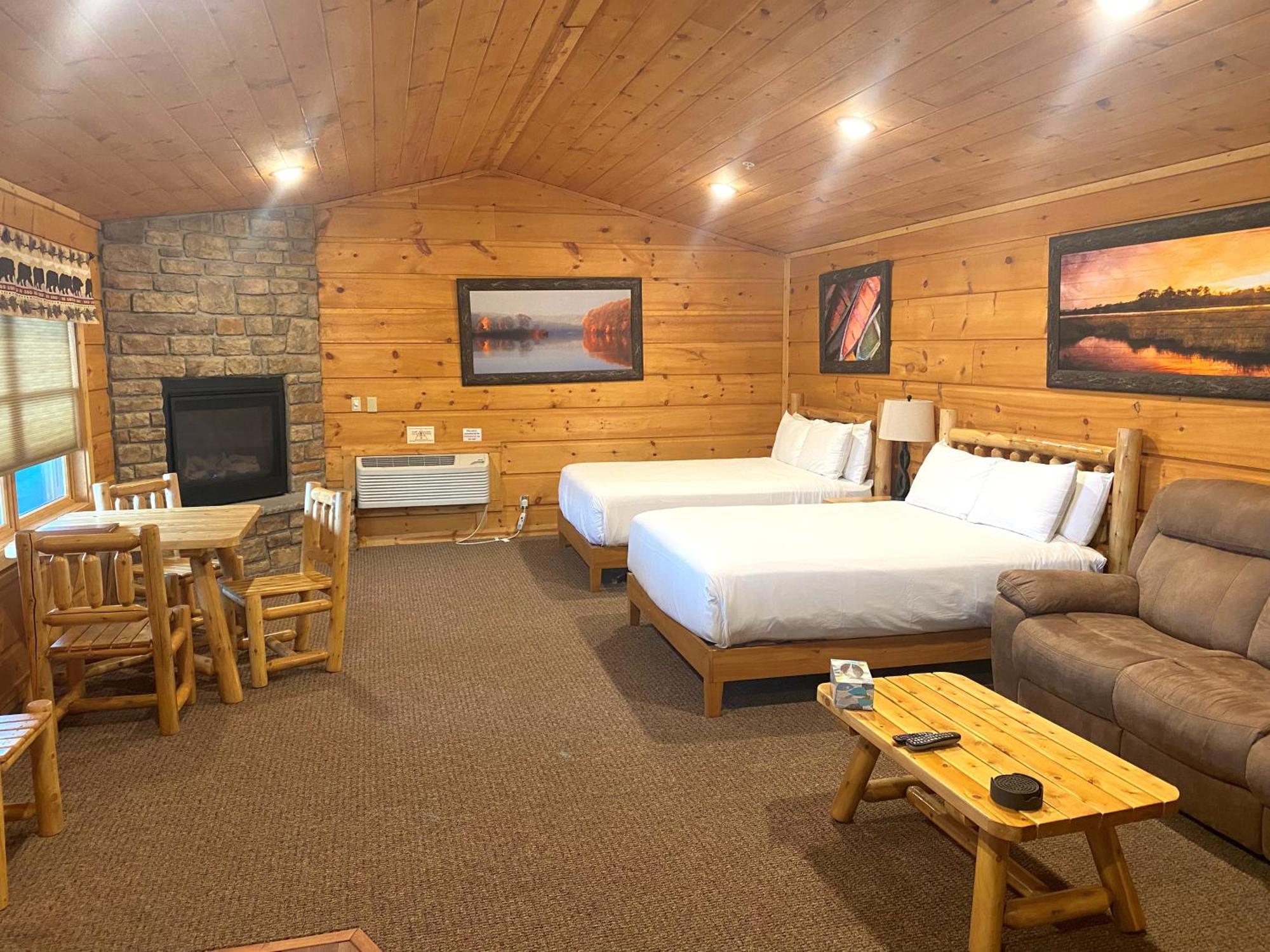 The Lodges At Sunset Village McHenry Camera foto